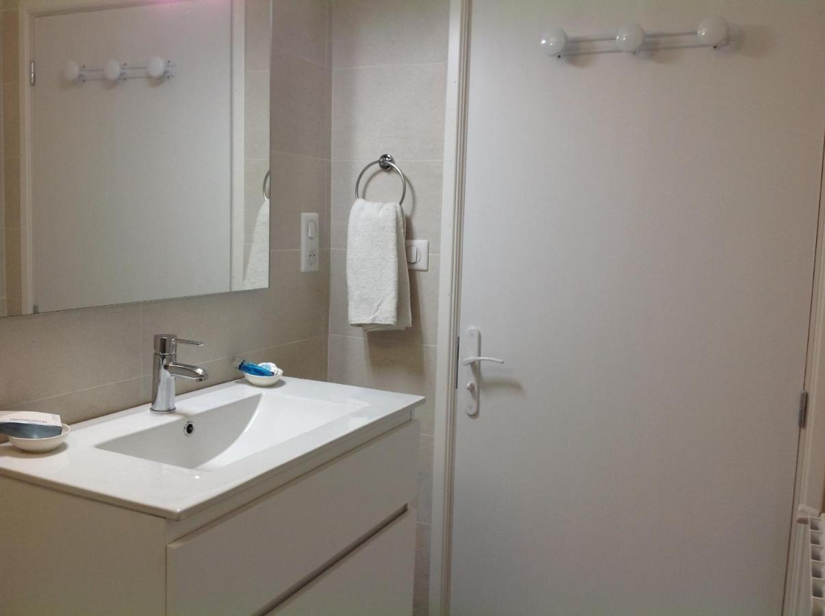 Chambre Double Avec Salle De Bain Privative Hendaye Bagian luar foto