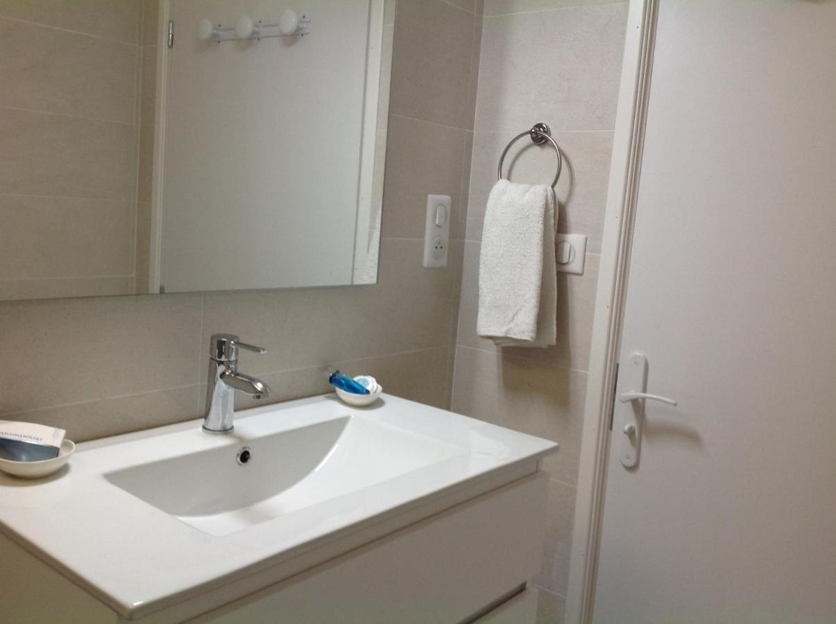 Chambre Double Avec Salle De Bain Privative Hendaye Bagian luar foto