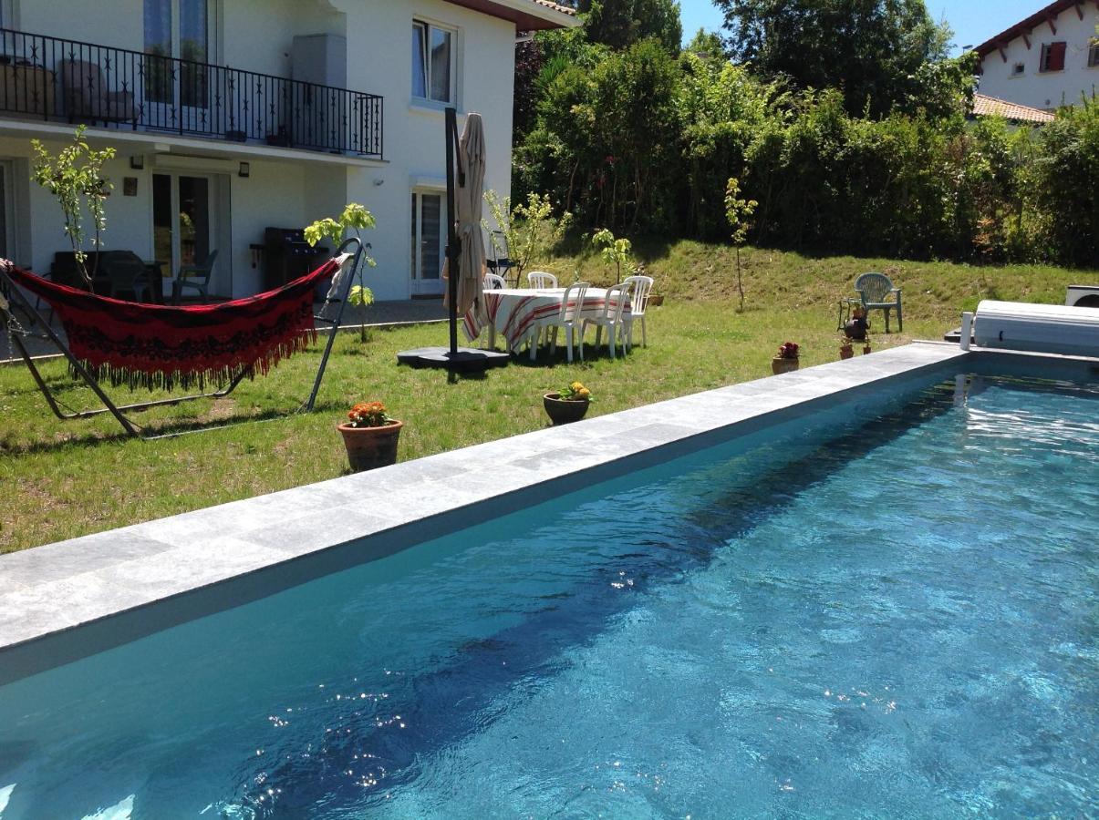 Chambre Double Avec Salle De Bain Privative Hendaye Bagian luar foto