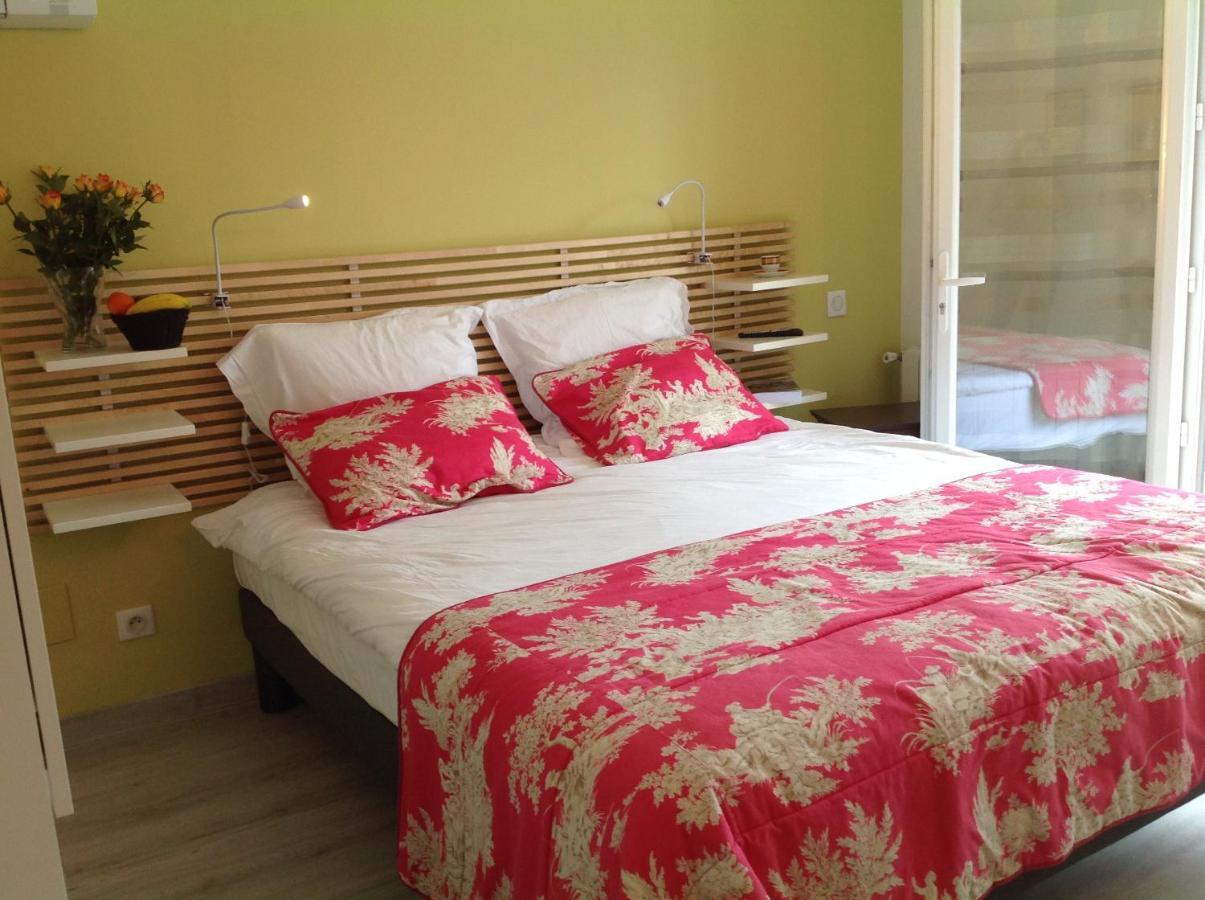 Chambre Double Avec Salle De Bain Privative Hendaye Bagian luar foto