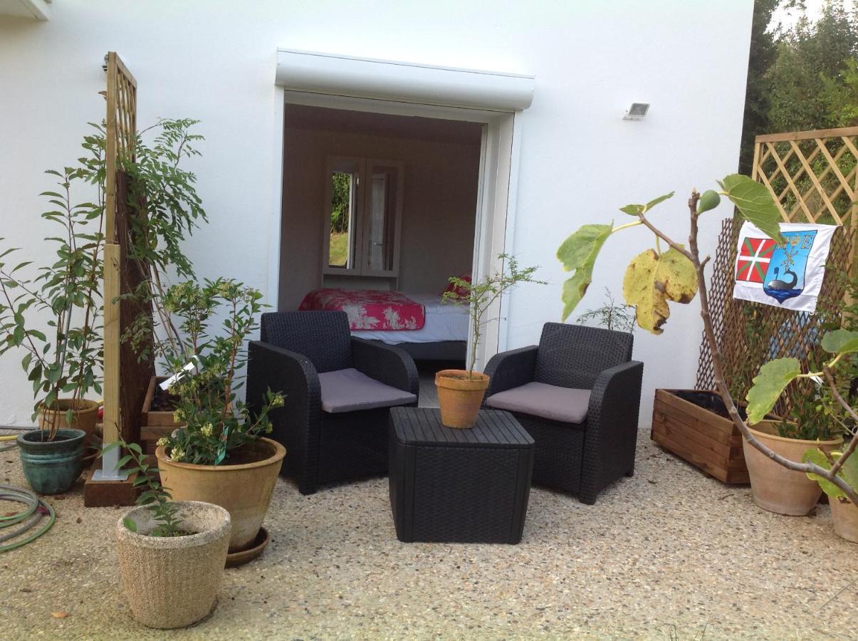 Chambre Double Avec Salle De Bain Privative Hendaye Bagian luar foto