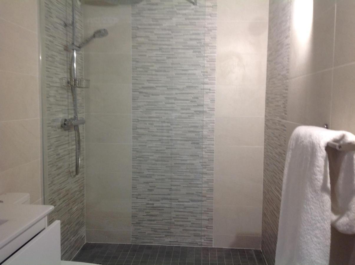 Chambre Double Avec Salle De Bain Privative Hendaye Bagian luar foto